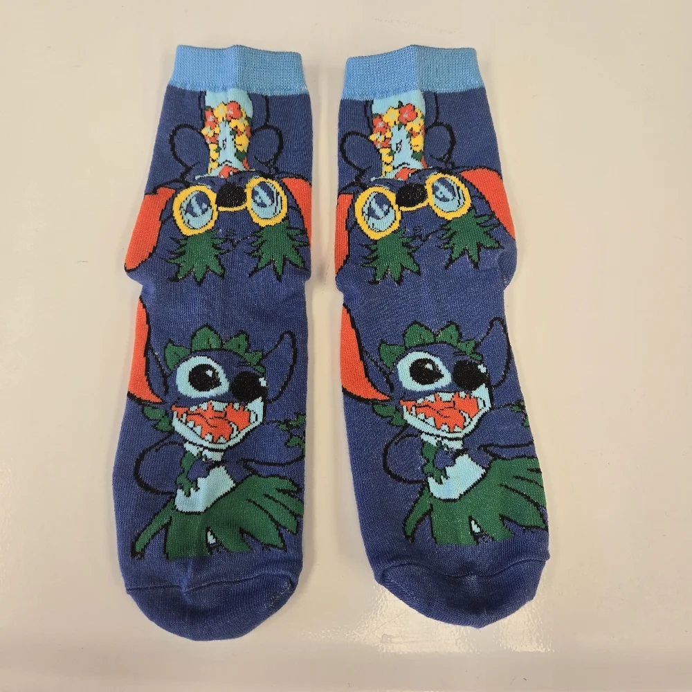 🍒🍒 Stitch Crew Socks